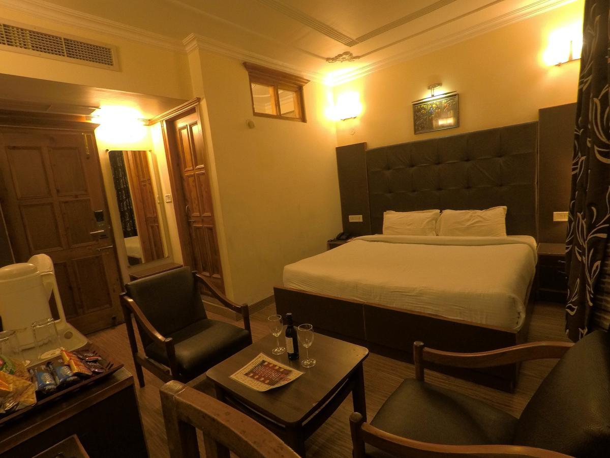 Bridge View Regency Hotell Shimla Exteriör bild