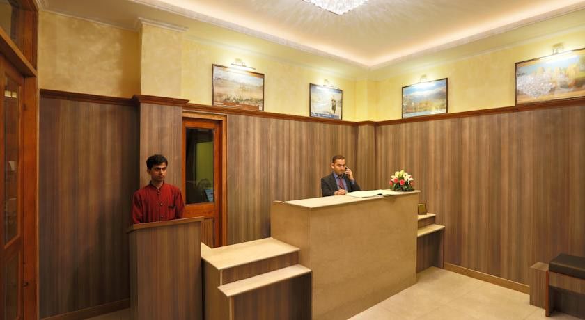 Bridge View Regency Hotell Shimla Exteriör bild